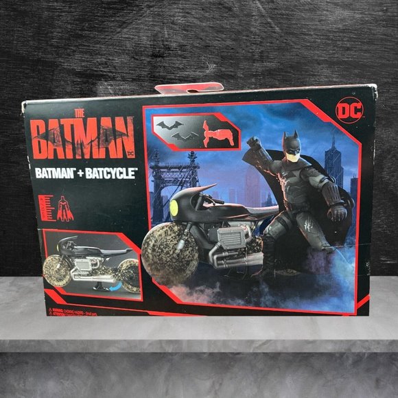 2022 DC The Batman Movie 4” BATMAN & BATCYCLE Spin Master New Sealed - Picture 6 of 7